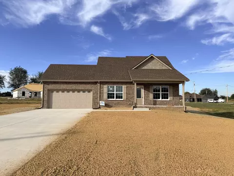 126 Hilltop St, Manchester, TN 37355