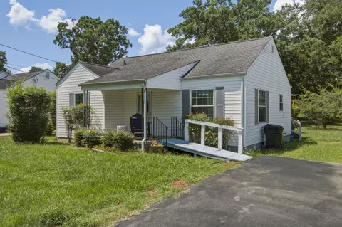 602 Forrest Rd, Fort Oglethorpe, GA 30742 photo 1