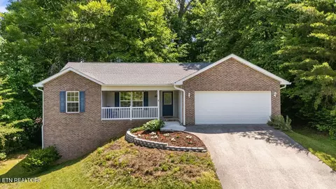 624 Liverpool Ln, Knoxville, TN 37920