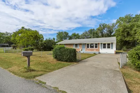203 Rebecca Ln, Clarksville, TN 37042