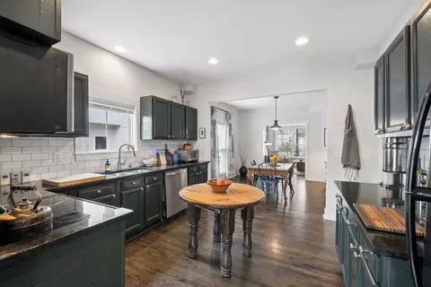 1202 Kirkland Ave, Nashville, TN 37216