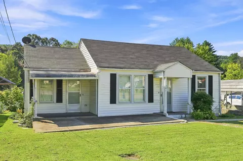 301 W Main St, Niota, TN 37826