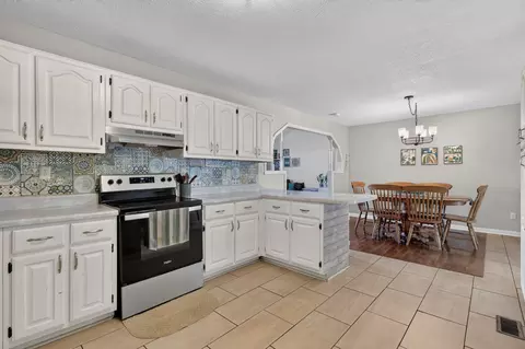 Kitchen - 971 Sherrill Rd, Decherd, TN 37324 photo 3 of 3
