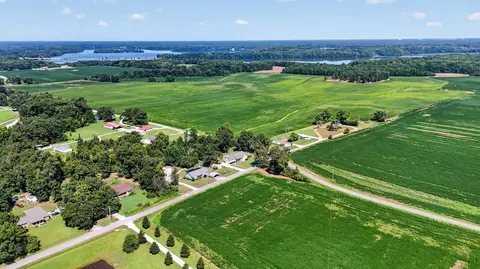 View/Area - 971 Sherrill Rd, Decherd, TN 37324 photo 6 of 17