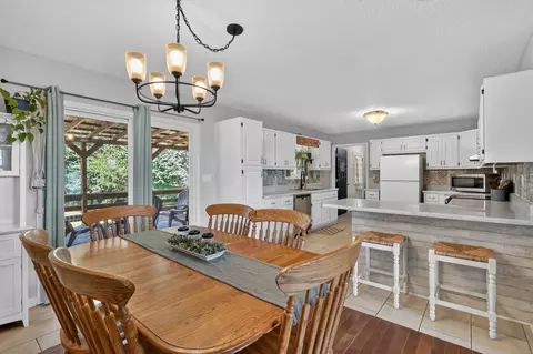Dining - 971 Sherrill Rd, Decherd, TN 37324 photo 3 of 3