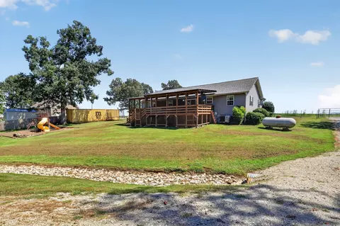 Exterior - 971 Sherrill Rd, Decherd, TN 37324 photo 14 of 17