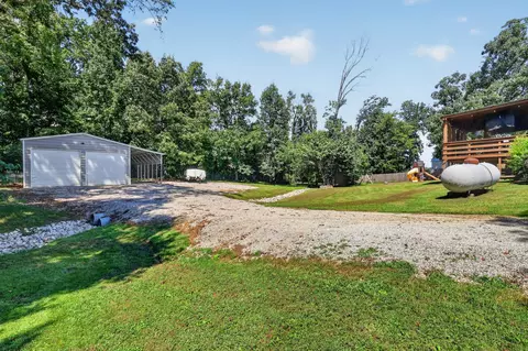 Exterior - 971 Sherrill Rd, Decherd, TN 37324 photo 13 of 17
