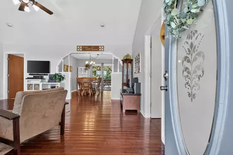 Entry Way - 971 Sherrill Rd, Decherd, TN 37324 photo 1 of 1