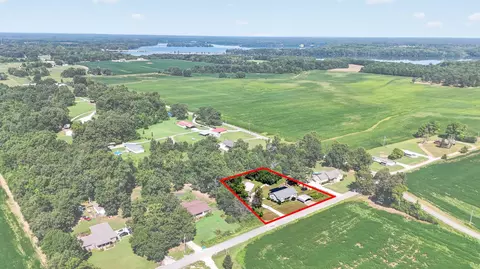 View/Area - 971 Sherrill Rd, Decherd, TN 37324 photo 2 of 17