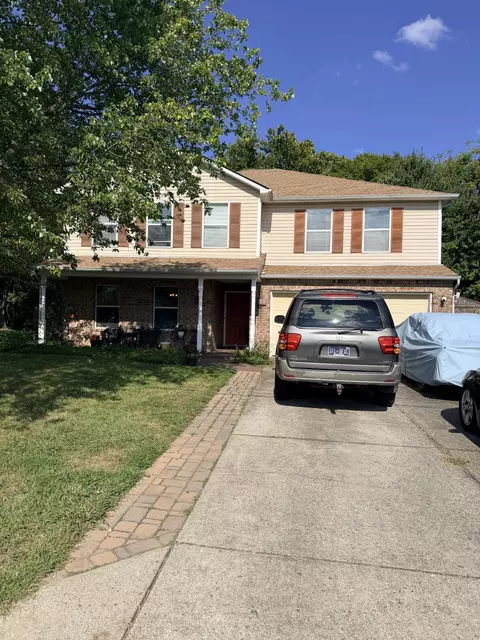 2769 Sutherland Dr, Thompsons Station, TN 37179