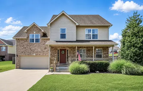 844 E Accipiter Cir, Clarksville, TN 37043