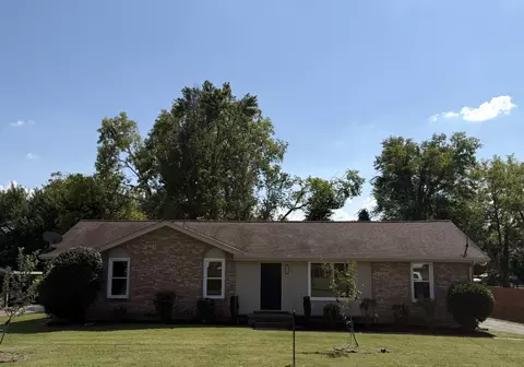 102 Peartree Dr, Hendersonville, TN 37075