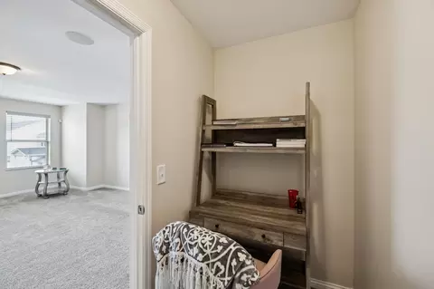 Entry Way - 3906 Hon Dr, Murfreesboro, TN 37128 photo 6 of 7