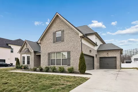 Exterior - 3906 Hon Dr, Murfreesboro, TN 37128 photo 3 of 12