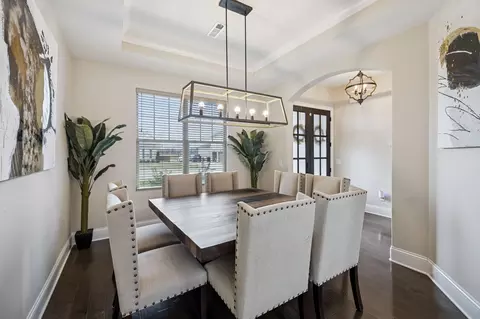 Dining - 3906 Hon Dr, Murfreesboro, TN 37128 photo 2 of 3