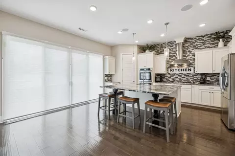 Kitchen - 3906 Hon Dr, Murfreesboro, TN 37128 photo 3 of 6