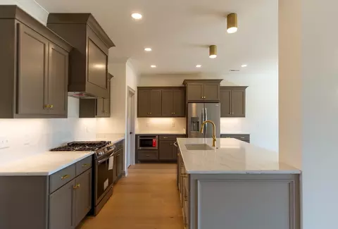 Kitchen - 5528 Sinclair St, Murfreesboro, TN 37127 photo 6 of 6