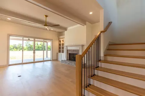 Living - 5528 Sinclair St, Murfreesboro, TN 37127 photo 4 of 5