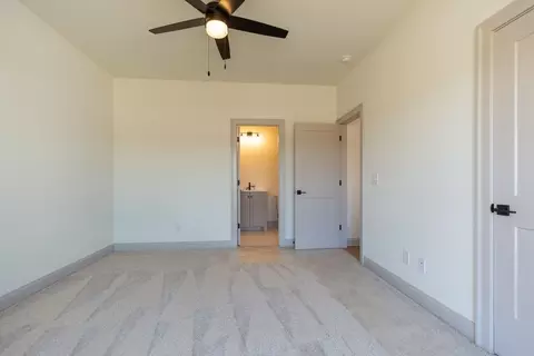Bedroom - 5528 Sinclair St, Murfreesboro, TN 37127 photo 8 of 11