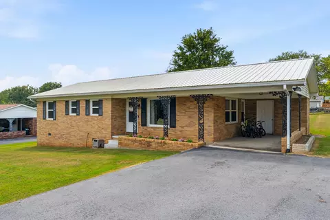 191 Horseshoe Dr, Cookeville, TN 38506