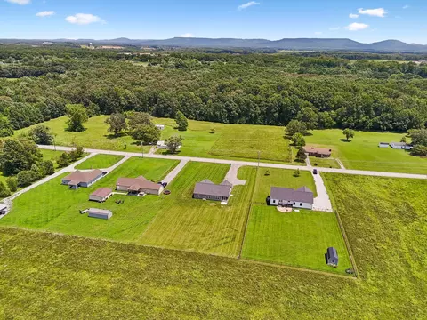 View/Area - 731 N Main St, Morrison, TN 37357 photo 9 of 11