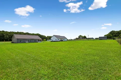 Exterior - 731 N Main St, Morrison, TN 37357 photo 10 of 12