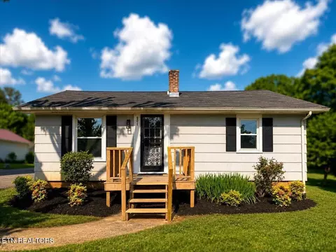 901 Mayes Ave, Sweetwater, TN 37874