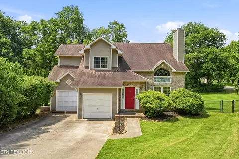 113 Tempura Dr, Oak Ridge, TN 37830
