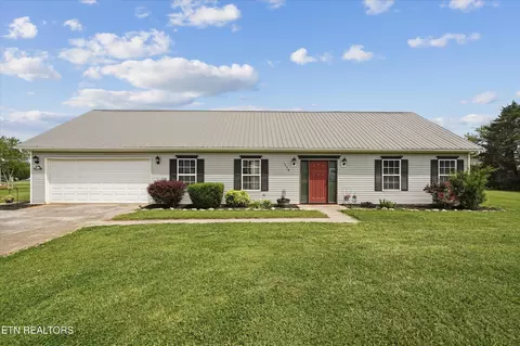 1220 Christianburg Ln, Sweetwater, TN 37874