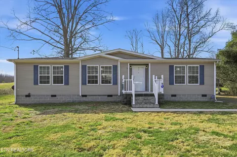133 Cumberland Rd, Oliver Springs, TN 37840