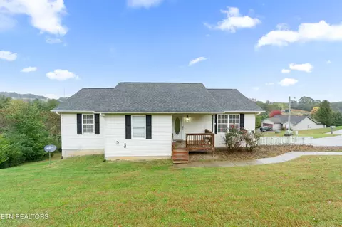 905 Patton St, Sweetwater, TN 37874