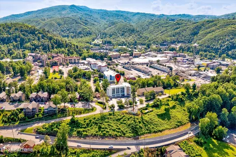 354 E Holly Ridge Rd #605, Gatlinburg, TN 37738