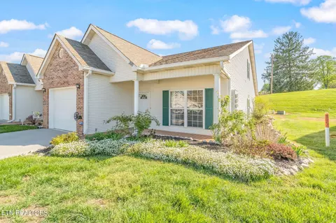 300 Willington Pl, Loudon, TN 37774