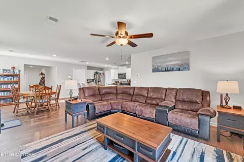 2338 Beacon Rd, Talbott, TN 37877 photo 8