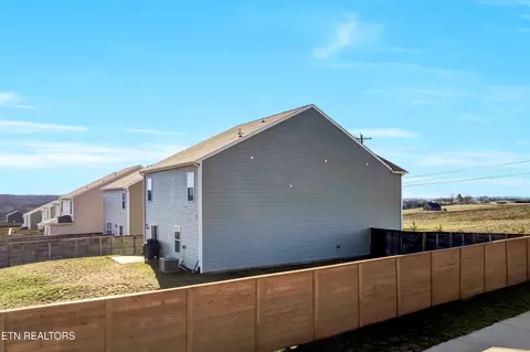 2338 Beacon Rd, Talbott, TN 37877 photo 32