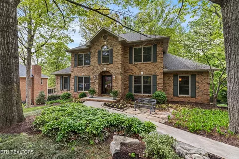 10617 Summit Mountain Ct, Knoxville, TN 37922