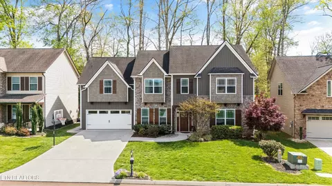 1119 Front Royal Ln, Knoxville, TN 37922