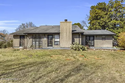 11616 Georgetowne Dr, Knoxville, TN 37934