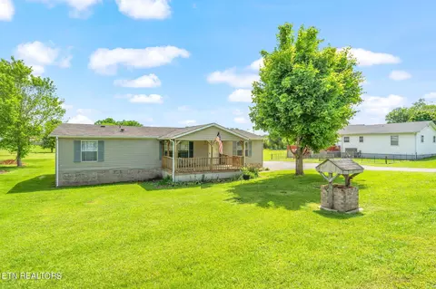1721 Monroe St, Sweetwater, TN 37874