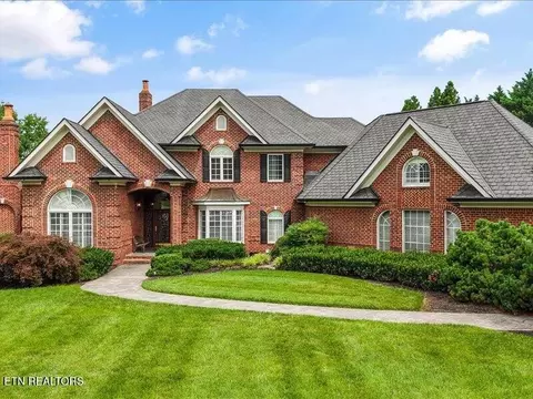 7343 Dunsford Ln, Knoxville, TN 37919