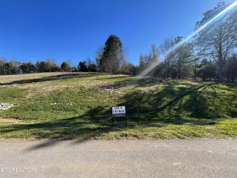 3830 Lakeside Estates Way, Louisville, TN 37777