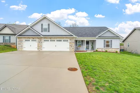 6323 Altacrest Ln, Knoxville, TN 37931