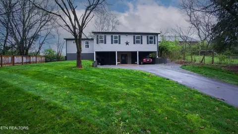 129 Elm St, Rockford, TN 37853