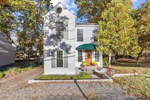 4838 Jenkins Rd, Knoxville, TN 37918