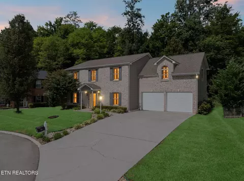 1511 Pebble Shore Ln, Knoxville, TN 37931