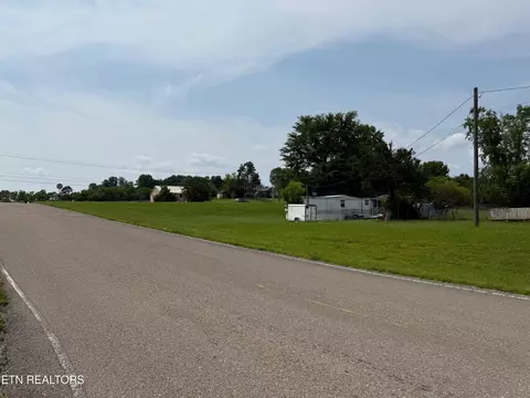 686 W Old Rutledge Pike, Blaine, TN 37709