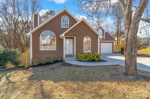 5918 Shelley Dr, Knoxville, TN 37909