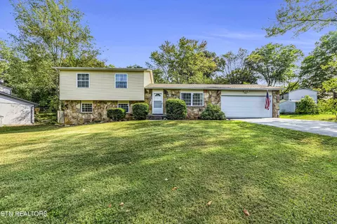 904 Danville Cir, Knoxville, TN 37923