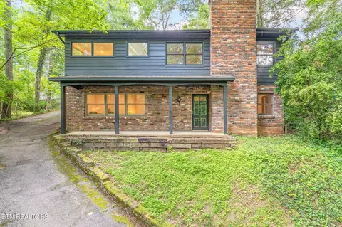 512 SW Chippewa Cir, Knoxville, TN 37919
