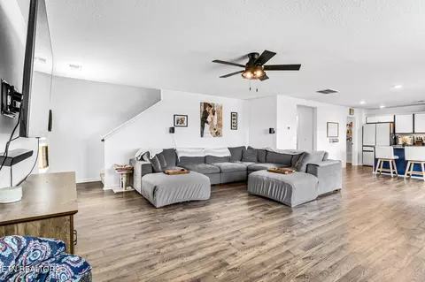 1225 Cole Dr, Talbott, TN 37877 photo 7